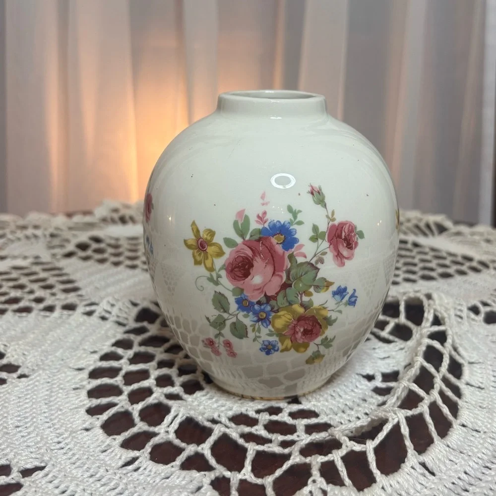 Vintage Flower Vase ANJOU Cottage Pink Rose Mauve Blue Ivory Cream Floral Decor